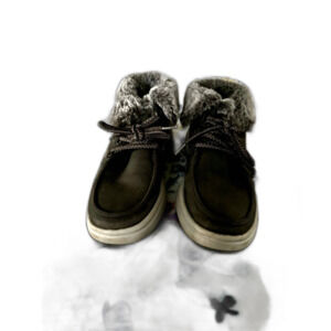 Sketchers Women/ Girl Shoe Size 6.5